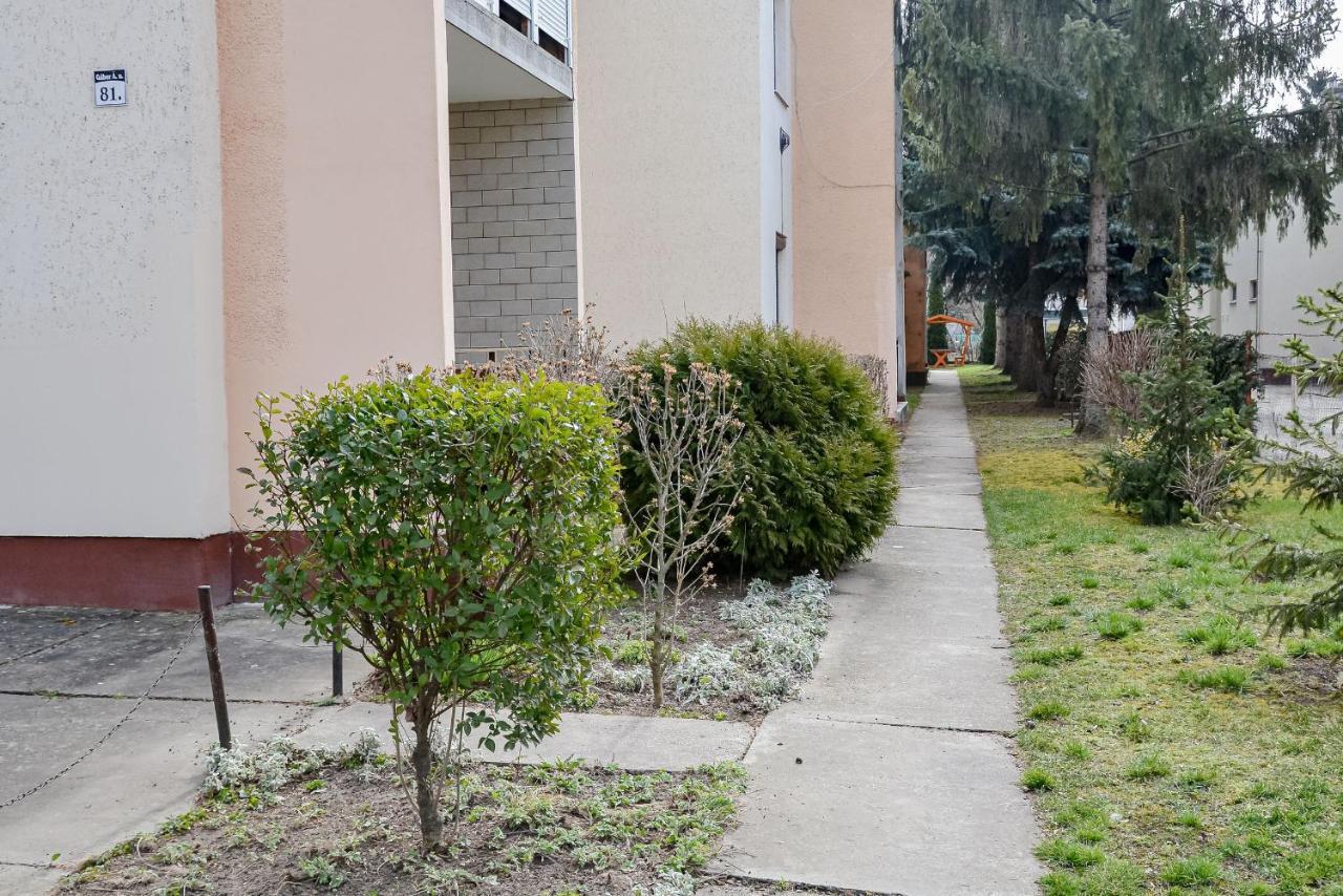 Krisztina Apartman 81 Hajdúszoboszló Екстериор снимка