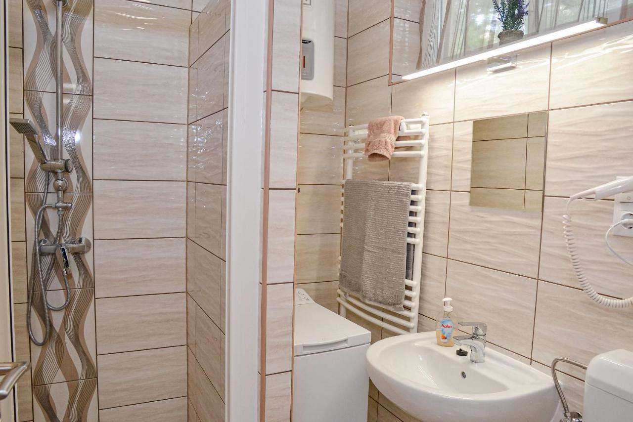 Krisztina Apartman 81 Hajdúszoboszló Екстериор снимка