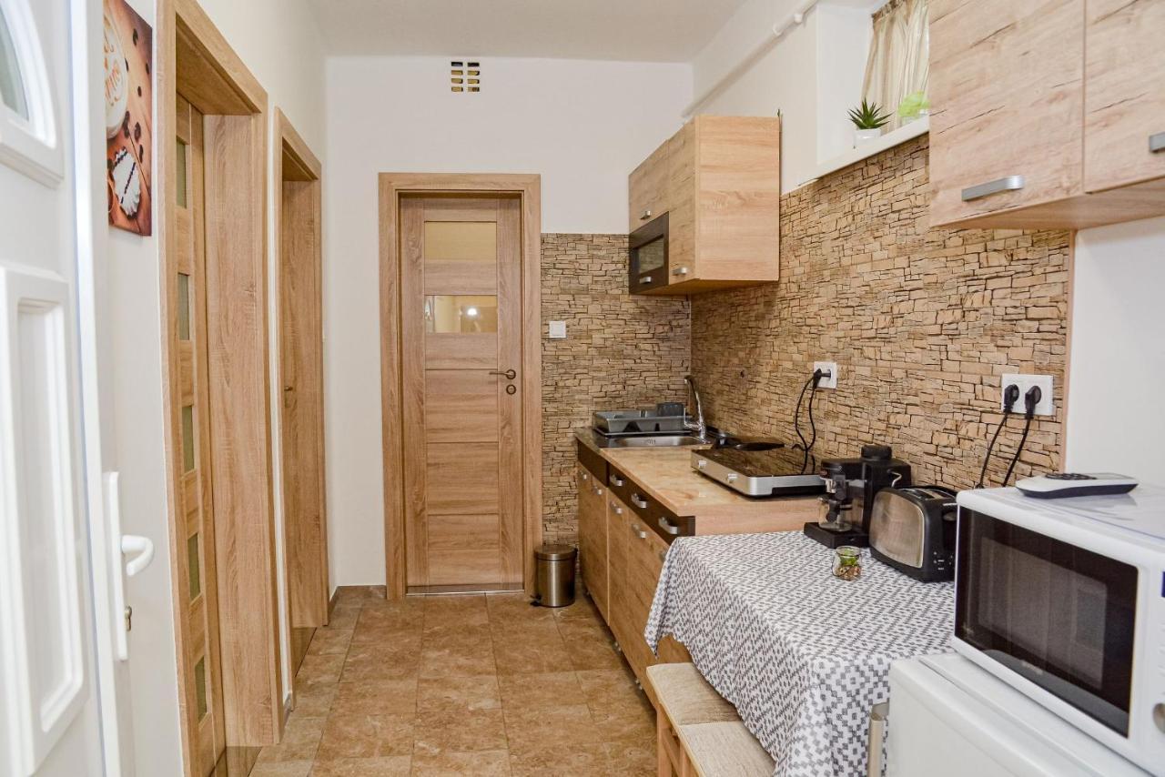 Krisztina Apartman 81 Hajdúszoboszló Екстериор снимка